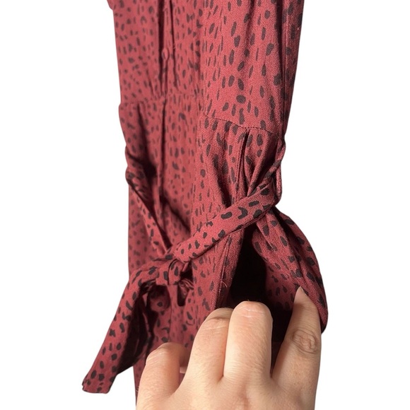 Rails Jet Jumpsuit in Rust Spotted Belted Size XS V-Neck - Picture 7 of 7